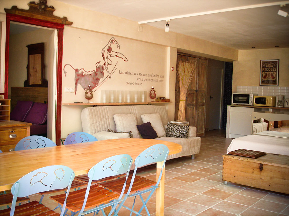 Location de gites en Camargue dans le Gard, les maisons d'hôtes des petits CHERRI sont ouvertes toutes l'année pour de courtes escapades ou des longs séjours