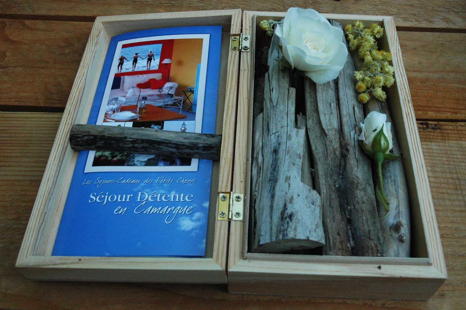 la BOX à RALLONGE, un coffret-cadeau original SUR MESURE et fabriqué en Camargue