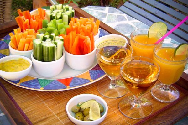 Aperitif en Camargue table-a-rallonge-aperitif